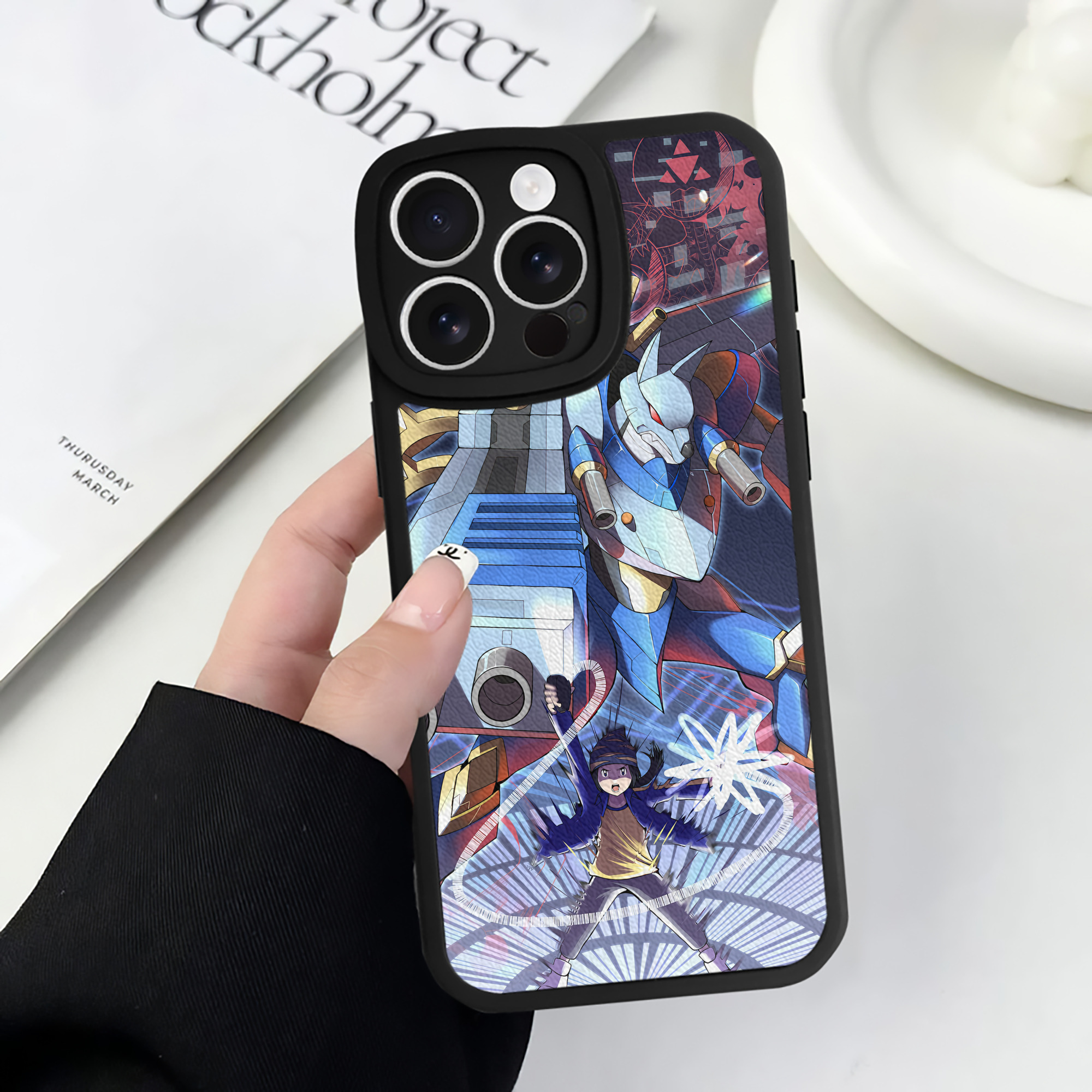 （画像用） Digimon デジタルモンスター/デジモン 【iPhone 16シリーズ対応】シリコンスマホケース（レザー調） 材質：シリコン